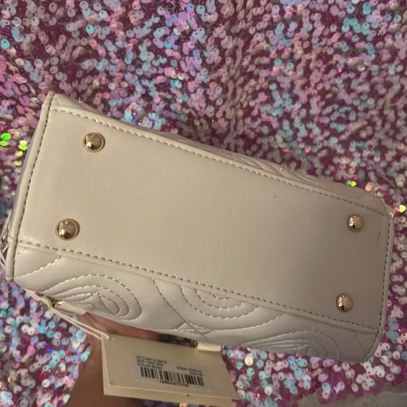 Cream Color Valentino Orlando Handbag - Picture 6 of 10